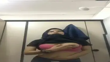 Bokep Jilbab Pulang Kuliah Sange Memek Basah Ngocor Viral