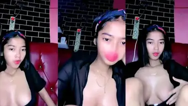 Hilly Livestream Pamer Toket Gede Montok Bergoyang Liar